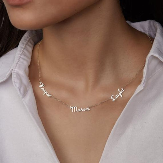 Trismile - Personalized Name Necklace